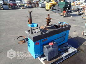 BALCO TYRE CHANGER - picture1' - Click to enlarge