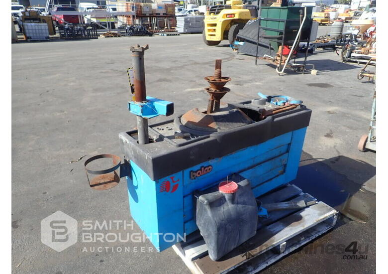 Used BALCO TYRE CHANGER Tyre Changer in , Listed on Machines4u