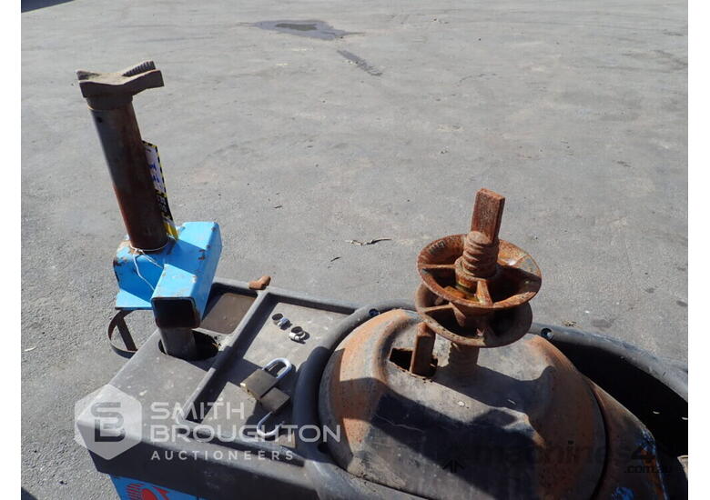 Used BALCO TYRE CHANGER Tyre Changer in , Listed on Machines4u