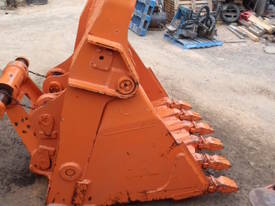 Hitachi 4 in 1 Loading Shovel Bucket EX400 - picture1' - Click to enlarge