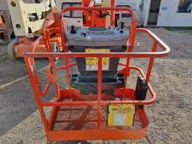 30ft electric boom lift JLG - picture0' - Click to enlarge