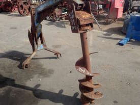 MOORHOUSE GYRO 300MM 3 POINT LINKAGE POST HOLE DIGGER - picture0' - Click to enlarge