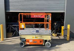 JLG 1930ES 19ft Electric Scissor Lift Perfect for Tight Spaces and Smooth Indoor Access!