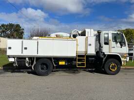 Truck Fire Truck Hino GT 1997 35465km 4x4 SN1362 - picture0' - Click to enlarge