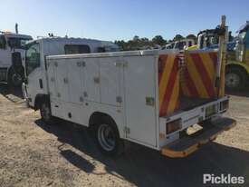 2017 Isuzu NLR 45-150 - picture2' - Click to enlarge