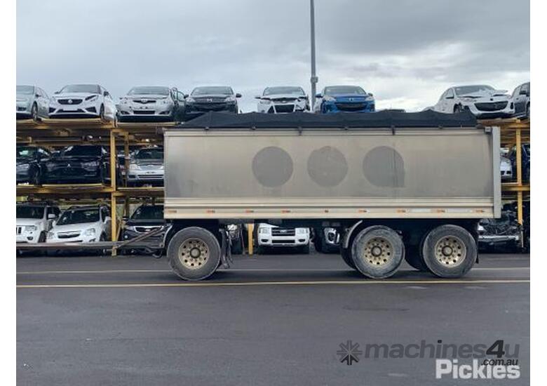 Buy Used BPT D3 Cab Chassis in , Listed on Machines4u