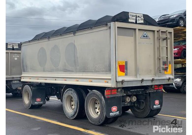 Buy Used BPT D3 Cab Chassis in , Listed on Machines4u