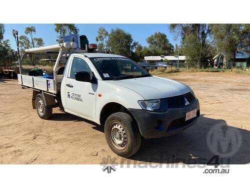 Mitsubishi Triton ML