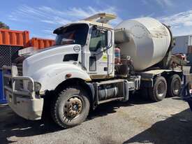 Mack Metroliner CSMR Concrete Agitator Truck - picture0' - Click to enlarge