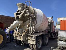 Mack Metroliner CSMR Concrete Agitator Truck - picture0' - Click to enlarge