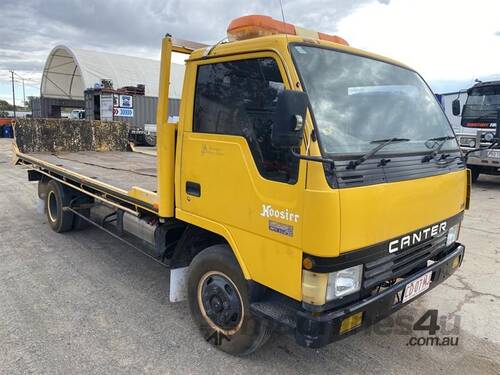 Mitsubishi Canter FE435