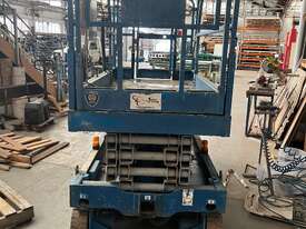 Genie GS-2646 Scissor Lift - picture0' - Click to enlarge