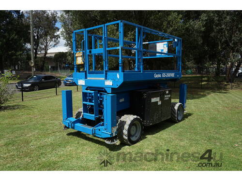 Genie GS 2669 BE Scissor Lift - Excellent Condition 