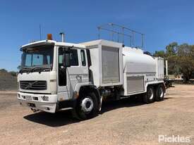 2002 Volvo FL250 - picture0' - Click to enlarge