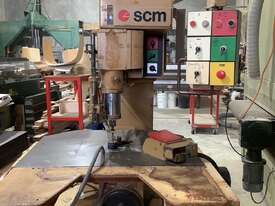 SCM Floating Overhead Head Router - picture0' - Click to enlarge