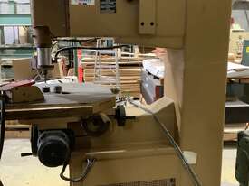 SCM Floating Overhead Head Router - picture0' - Click to enlarge