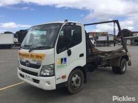 2016 Hino 300 917 - picture0' - Click to enlarge