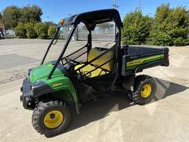 John Deere HPX 815E - picture2' - Click to enlarge