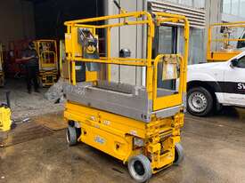 JLG 1930ES Electric Scissor Lift - picture2' - Click to enlarge