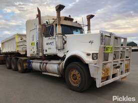 2014 Western Star 6900 Series - picture0' - Click to enlarge