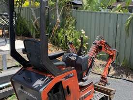 Rhinoceros XN10 Mini Excavator - picture0' - Click to enlarge