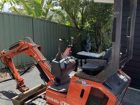 Rhinoceros XN10 Mini Excavator - picture0' - Click to enlarge