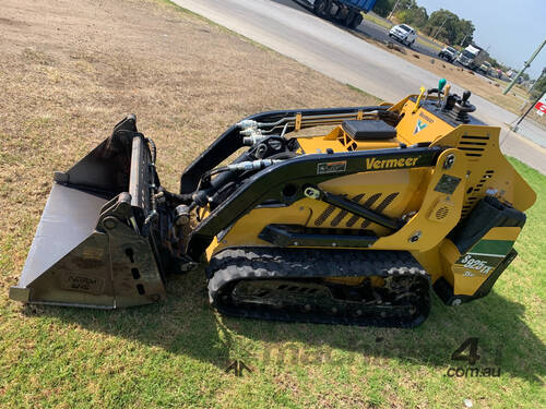 Vermeer S925TX Skid Steer Loader