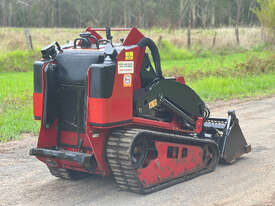 Toro TX1000 Skid Steer Loader - picture2' - Click to enlarge