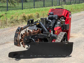 Toro TRX26 Trencher Trenching - picture0' - Click to enlarge