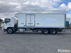 2015 Hino 500 2628 FL Refrigerated Pantech - picture1' - Click to enlarge