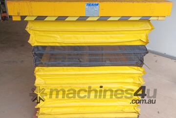 LLOYDS DEALS - Safetech/Maverick 900 kg Hydraulic Lift Table AS1-900