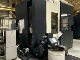 2 Makino D500 vertical machining centres, 5 axis and 12 pallet system - picture0' - Click to enlarge