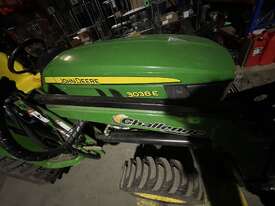 John Deere 3038E Compact Utility Tractor - rarely used - picture0' - Click to enlarge