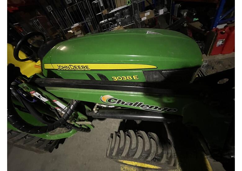 Used 2020 John Deere 3038E LOADER 4IN1 BUCKET Tractors in , Listed on