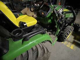 John Deere 3038E Compact Utility Tractor - rarely used - picture1' - Click to enlarge