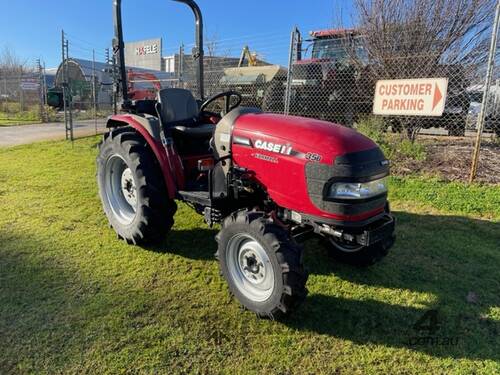 Tractor CASE 35B 35HP 4x4 ROPS Hydraulic Drive 361 hours