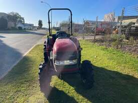 Tractor CASE 35B 35HP 4x4 ROPS Hydraulic Drive 361 hours - picture1' - Click to enlarge