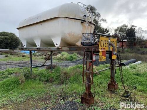 Slip On Water Tank 
Frame Mounted Slip On Water Tank, Approx 9000Litres, Honda GX200 Motor, Davey G8