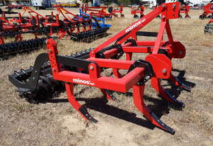 FARMTECH CZ-7-M CHISEL PLOUGH + PACKER ROLLER (7 TINE, 2.1M)