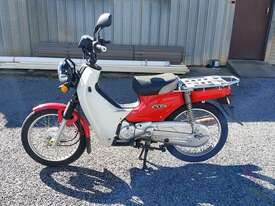 Honda Super CUB - picture2' - Click to enlarge