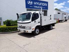 HINO DUTRO - picture0' - Click to enlarge