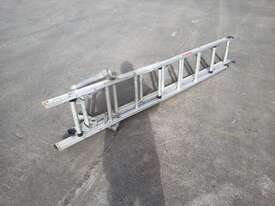 Extendable 4m Scaffold Ladder - picture2' - Click to enlarge