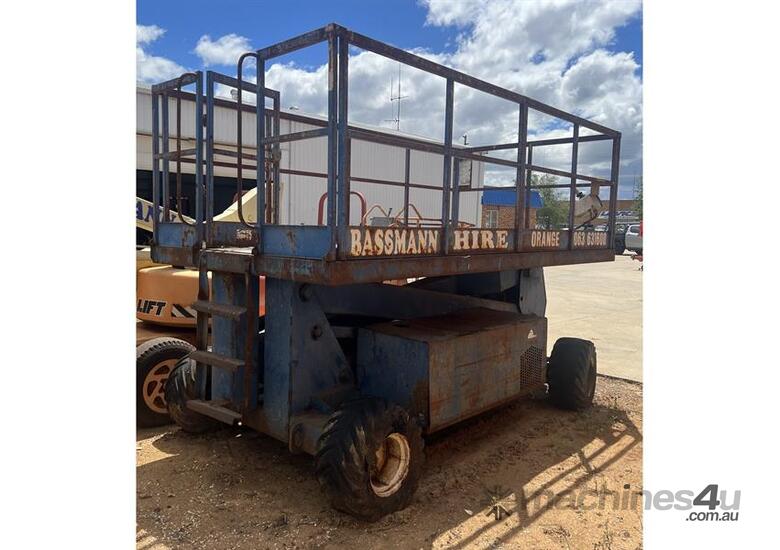 Used ZIP UP SL26 ALL TERRAIN SCISSOR LIFT / EWP ZIP UP SL26 ALL