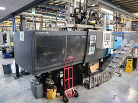 Borche BS200-III - 200 Ton Plastic Injection Molding Machine (B1) - picture0' - Click to enlarge