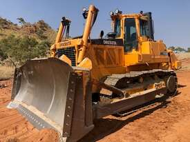 Used Dressta TD25M dozer - picture0' - Click to enlarge