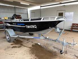 2007 SIDE CONSOLE BLUEFIN 4.2 MANGROVE JACK BOAT  - picture0' - Click to enlarge