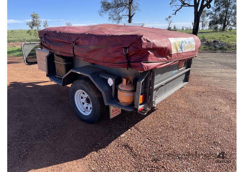 Buy Used 2011 2011 Market Direct Camper Trailer Trailers in , Listed