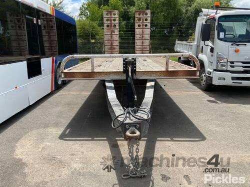 2006 Tag-a-Long Trailer Single Axle Tag Single Axle Beaver Tail Trailer