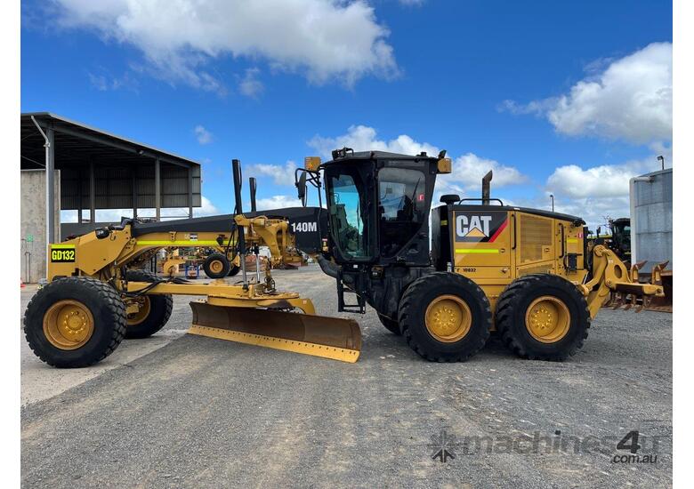 caption 2018 Caterpillar 140M Grader - Excellent Condition, Topcon Wired!