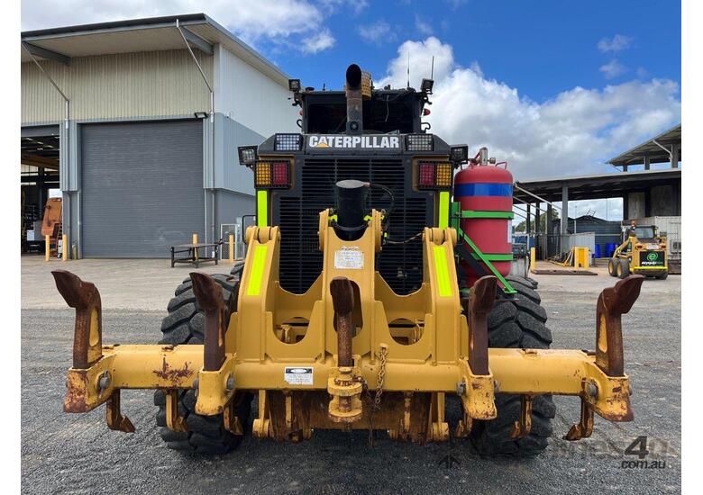caption 2018 Caterpillar 140M Grader - Excellent Condition, Topcon Wired!